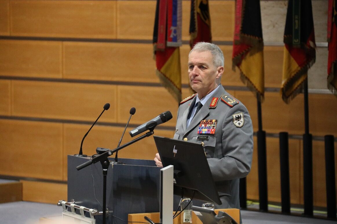 Stellvertretender Inspekteur Heer und Kommandeur Militärische Grundorganisation, Generalleutnant Andreas Marlow